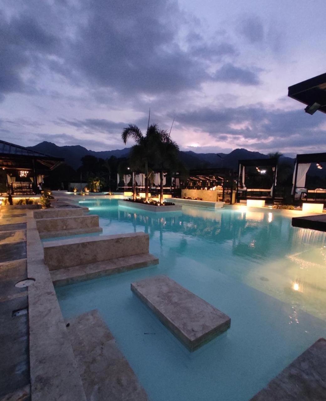 Guacamayos Hotel Bonao المظهر الخارجي الصورة