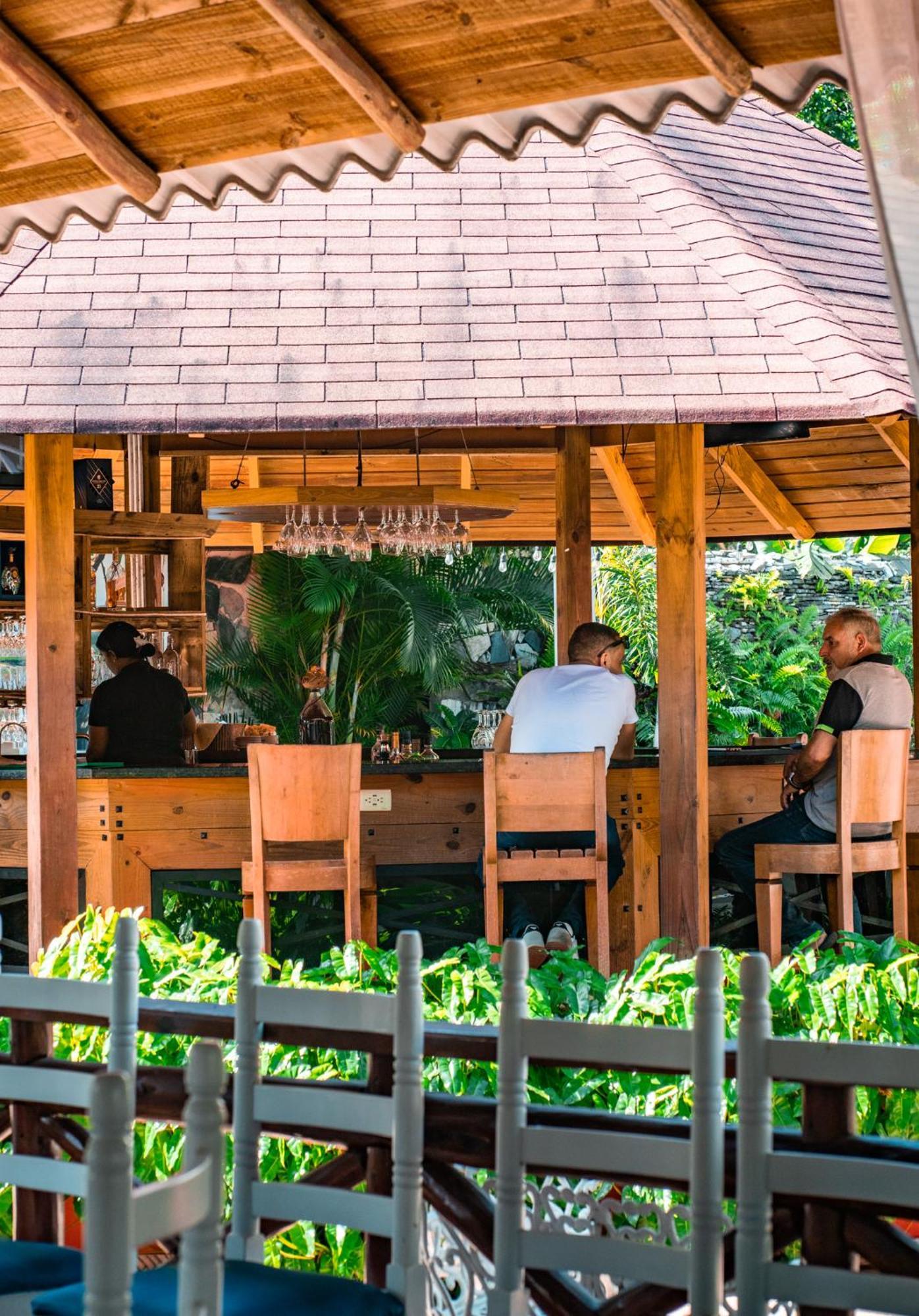 Guacamayos Hotel Bonao المظهر الخارجي الصورة